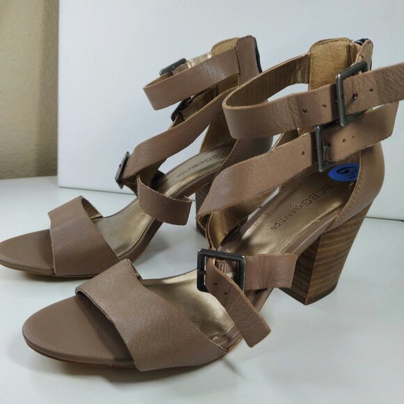 BCBGeneration Platform Heel Size 6.5 - Picture 4 of 8